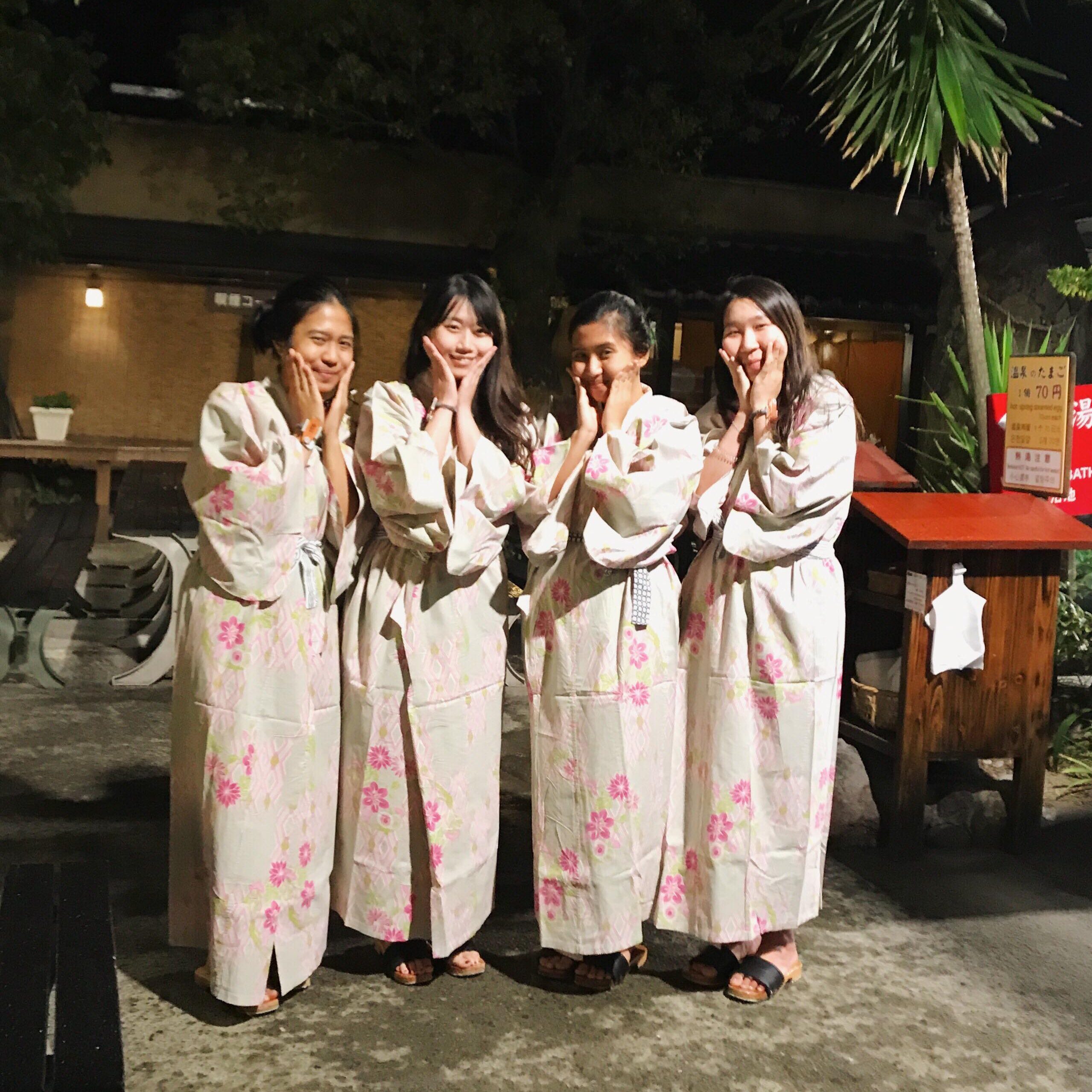 Picture of four women at the onsen